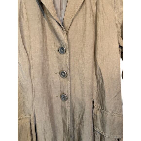 CAbi Beige Cotton Blend 3 Button Front Deep Pockets Lined Coat Women Sz M - Picture 4 of 13